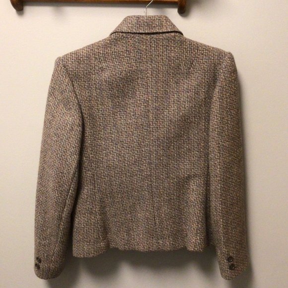 Larry Levine Petites - Tweed Fully Lined Two Piece Suit, Jacket & Skirt - Picture 4 of 10
